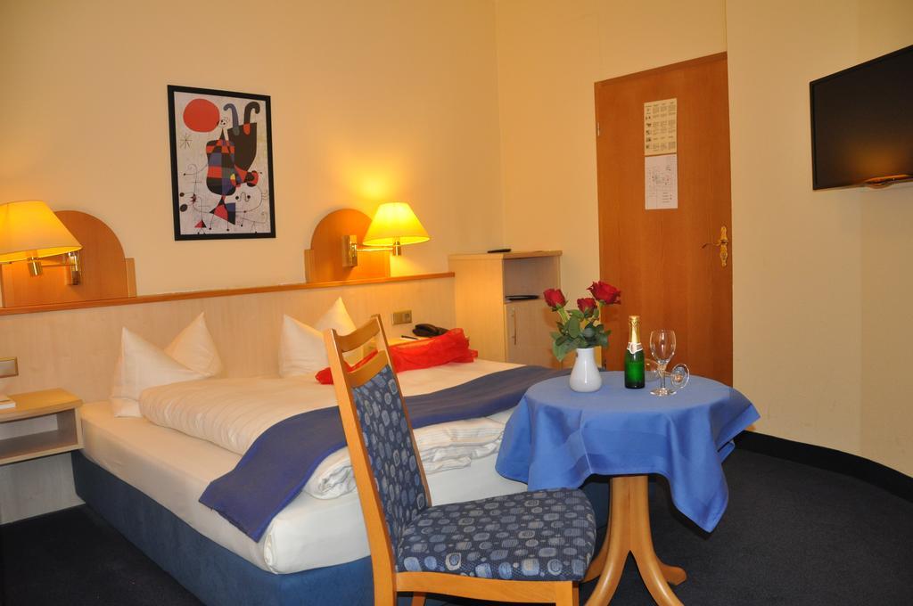 City Partner Hotel Strauss Βίρτσμπουργκ Εξωτερικό φωτογραφία