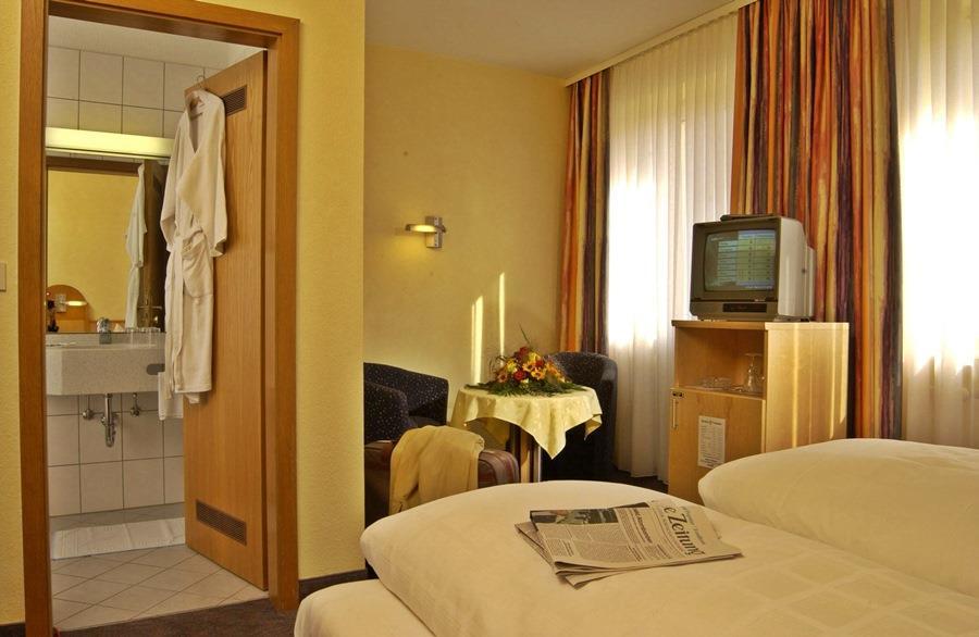 City Partner Hotel Strauss Βίρτσμπουργκ Δωμάτιο φωτογραφία