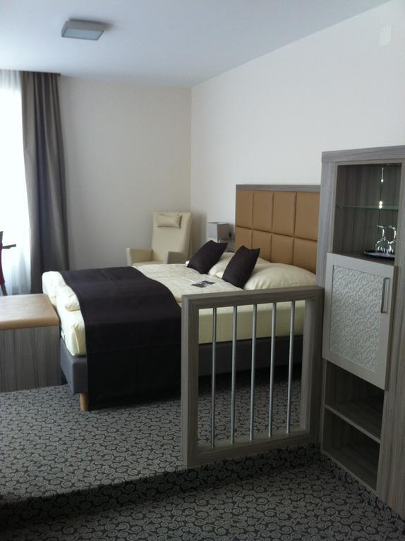 City Partner Hotel Strauss Βίρτσμπουργκ Εξωτερικό φωτογραφία