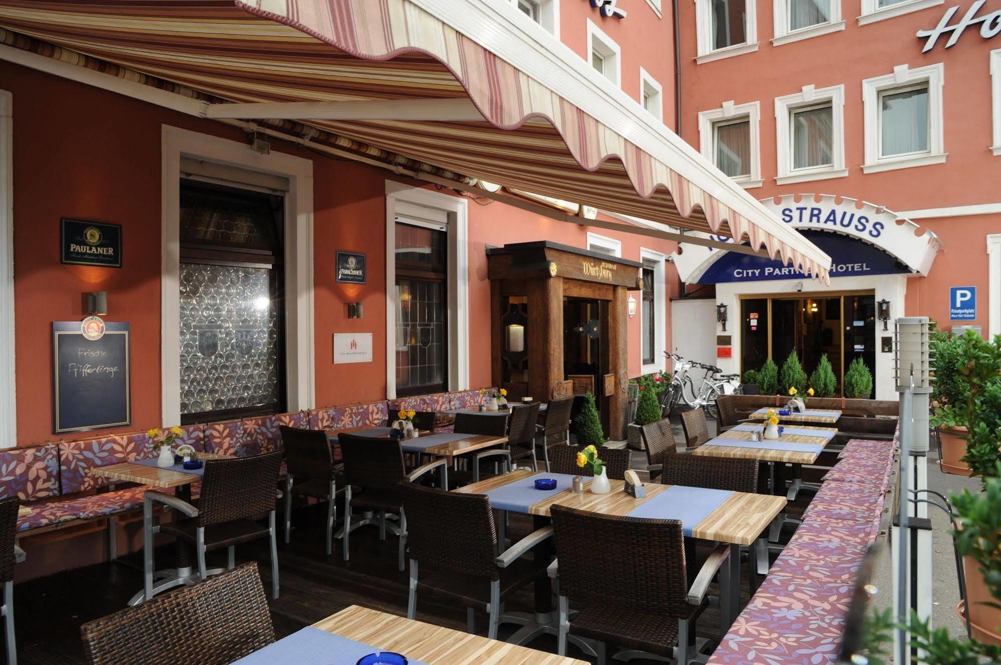 City Partner Hotel Strauss Βίρτσμπουργκ Εξωτερικό φωτογραφία
